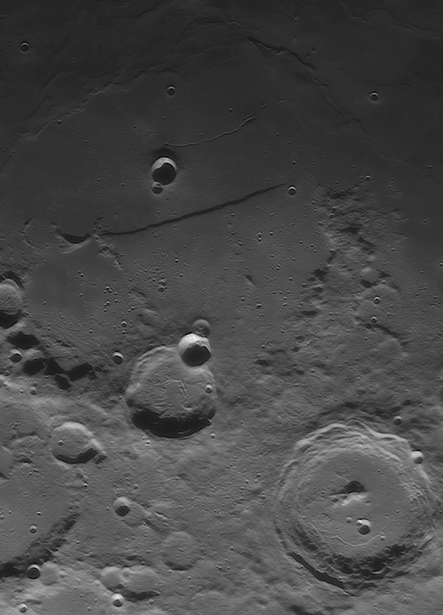 straight wall on the moon, rupes recta