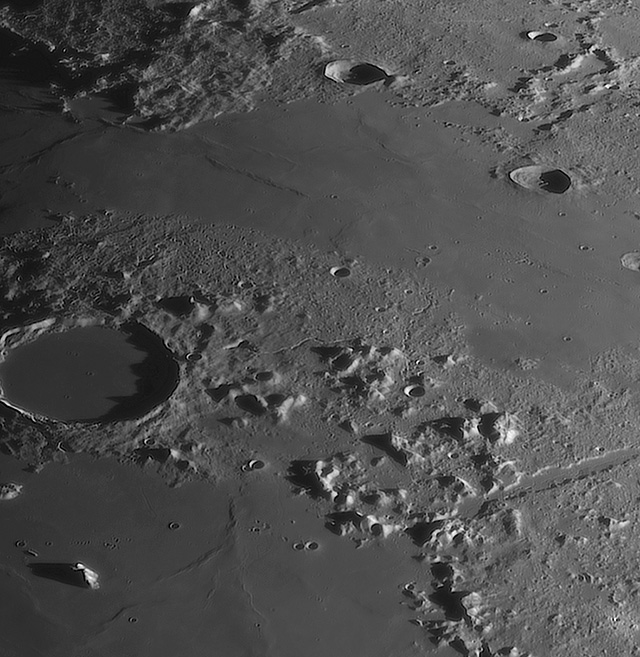 moon - plato, vallis alpes region panorama