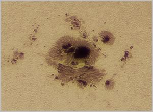 large sunspot group - 1476